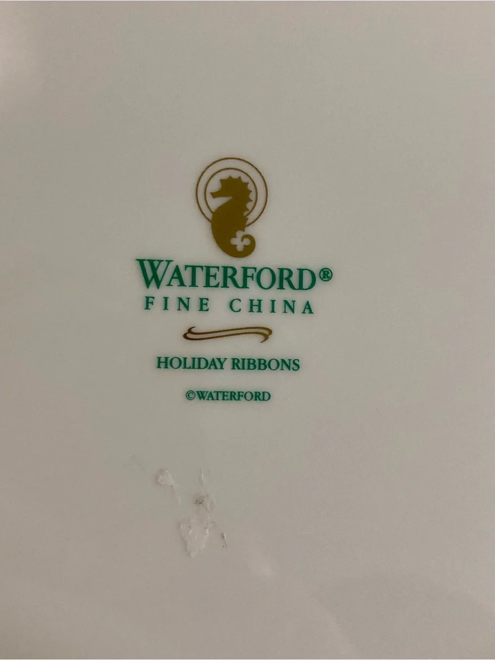 4 Dinner Plates Waterford Fine China Holiday Ribbons Christmas Plates